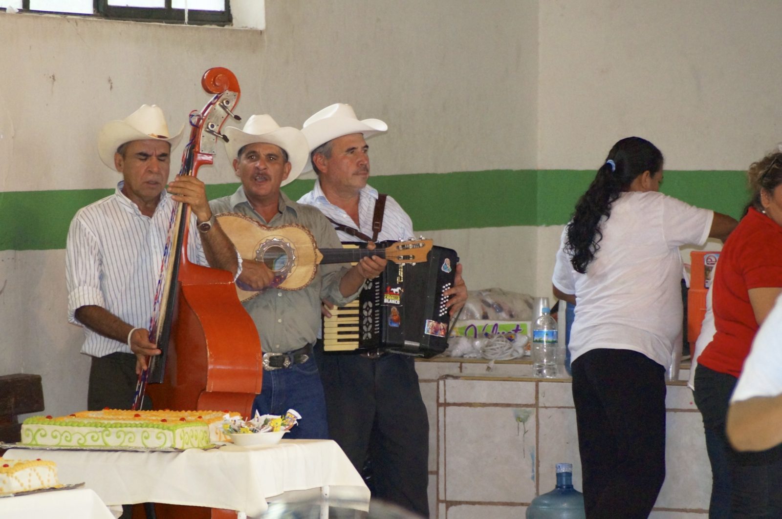 Dia Del Abuelo Musicians Urique